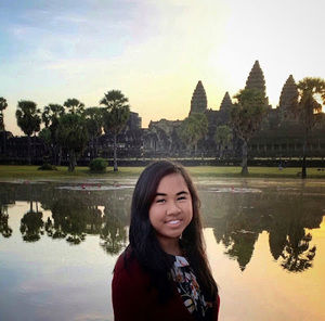 Meet your Posher, Eve